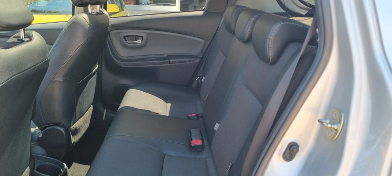 Toyota Yaris 1.4 D-4D 5 porte Lounge
