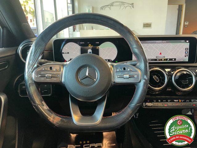 MERCEDES-BENZ A 180 136cv Aut. Premium AMG *TETTO