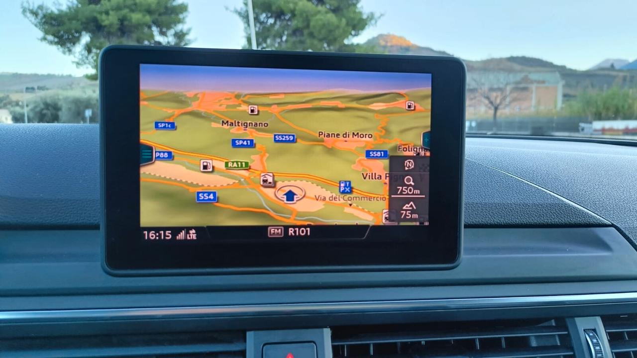 Audi A4 Avant 2.0 TDI 150 CV ultra Business Sport