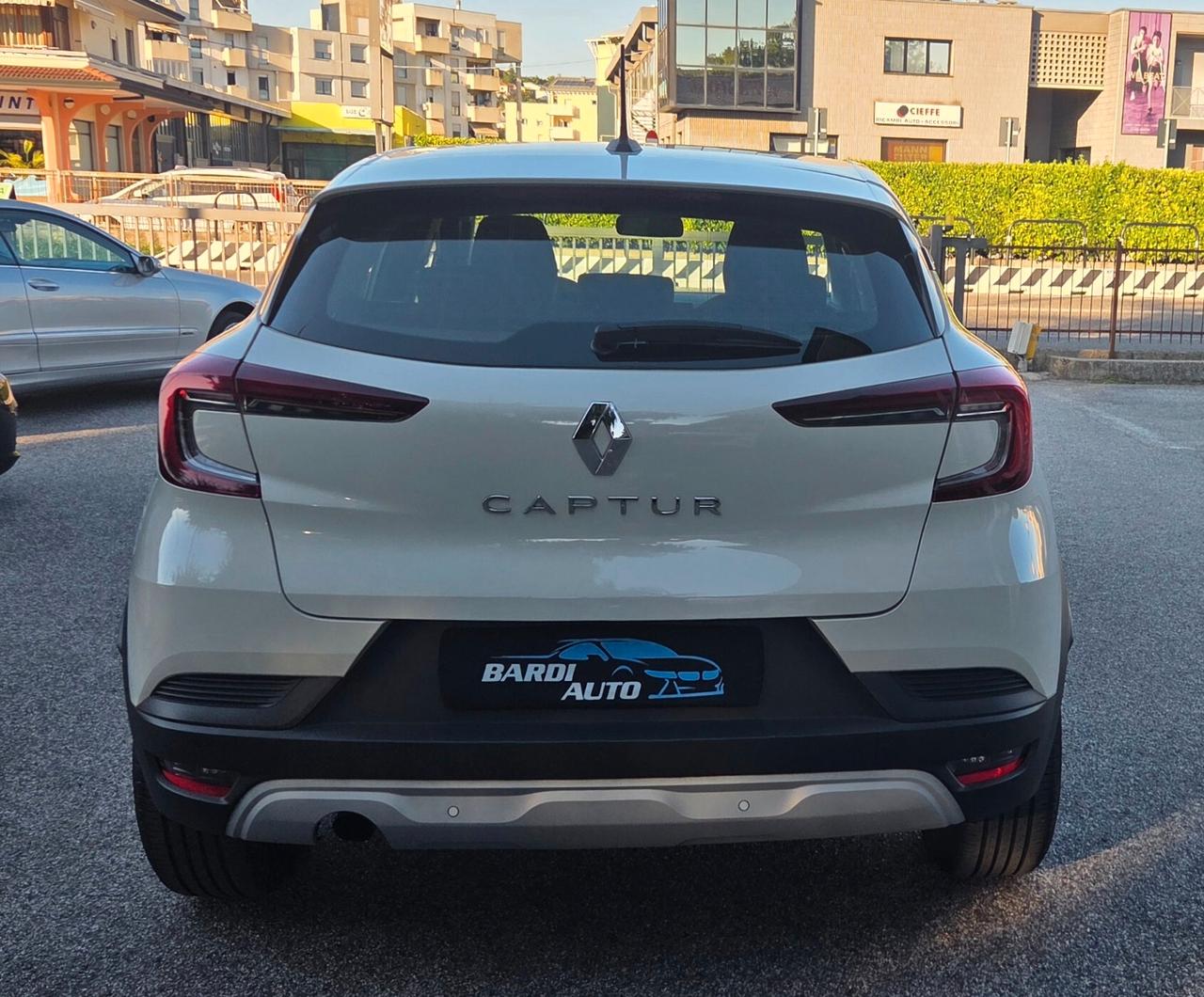 Renault Captur dCi 115 CV EDC automatico