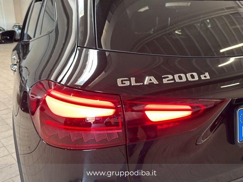 Mercedes-Benz GLA GLA-H247 2023 200 d Progressive Advanced Plus auto