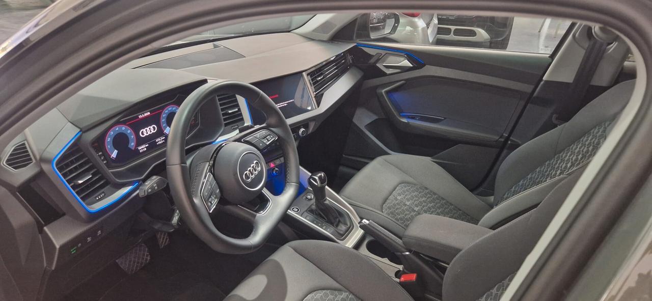 Audi A1 SPB 30 TFSI S tronic line edition