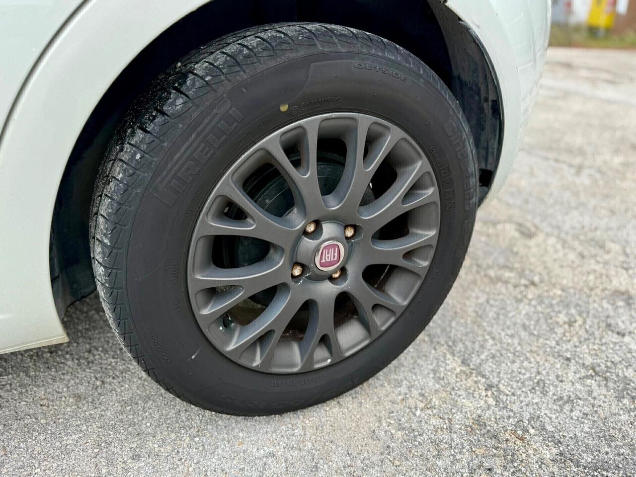 Fiat Punto Evo 150º Diesel 1.3 MTJ Neopatentati