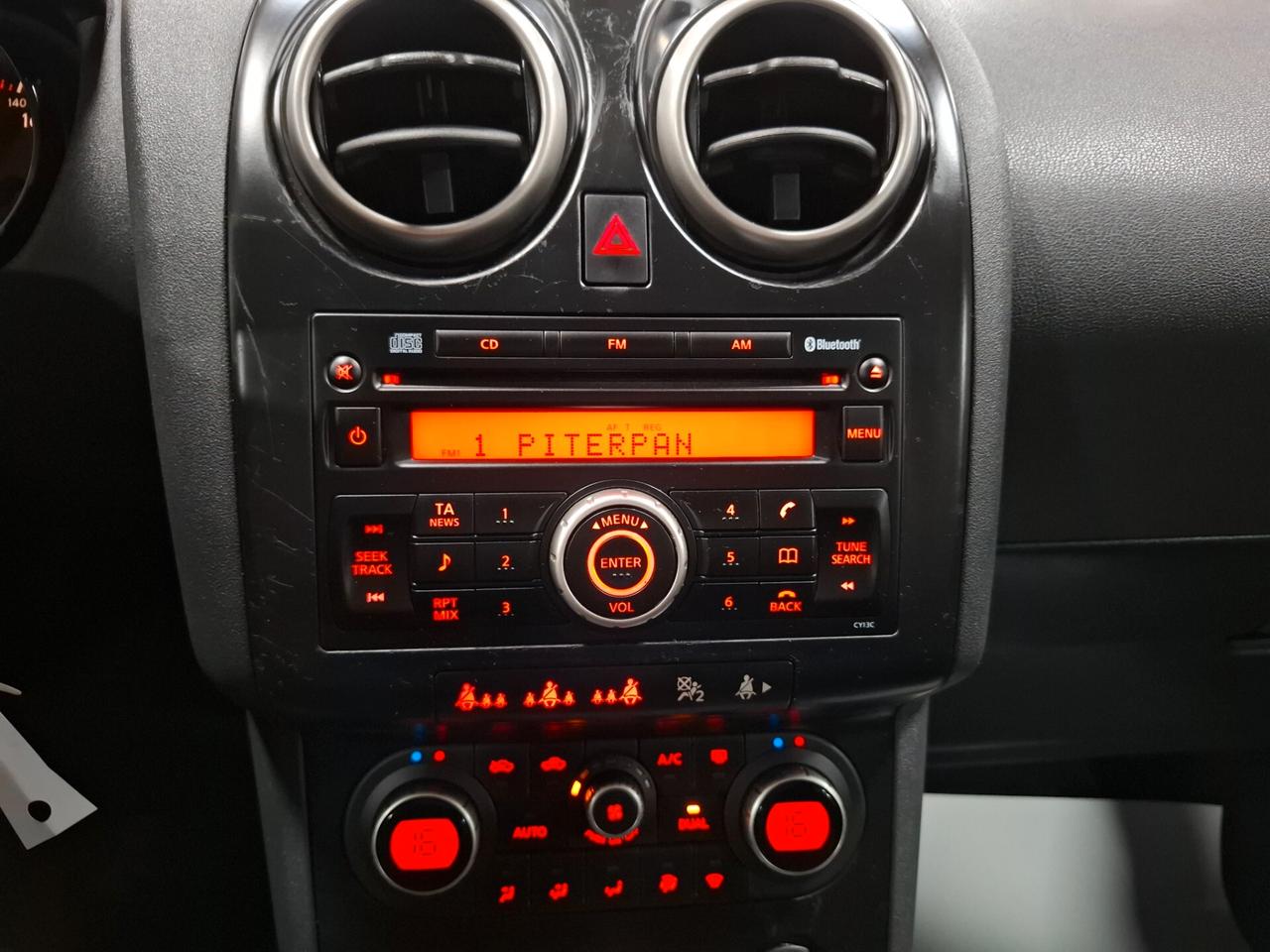 Nissan Qashqai 1.6 benzina Tekna Neopatentato