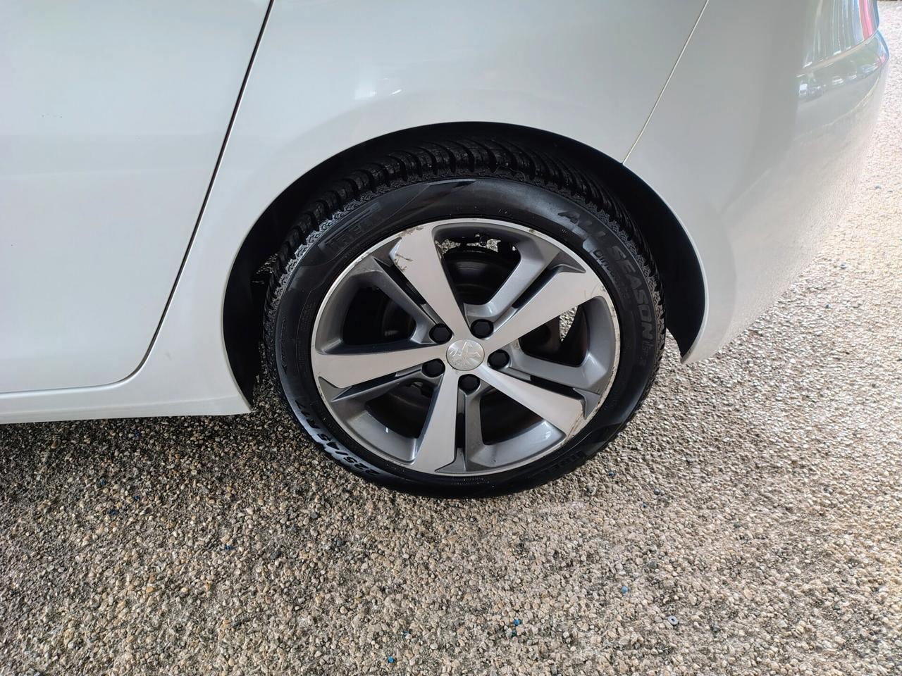 Peugeot 308 BlueHDi 120 S&S Business