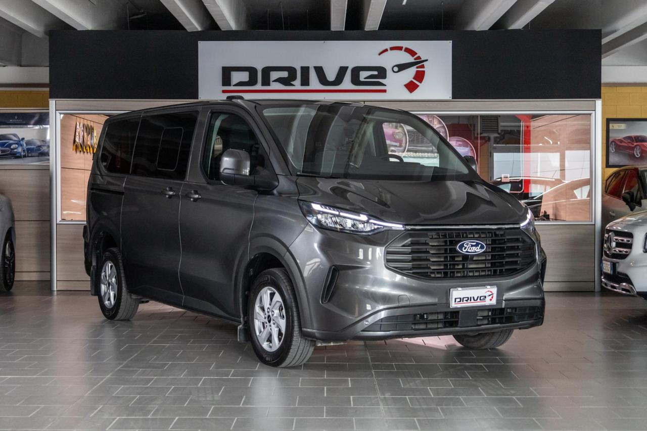 FORD Transit Custom V710 320 2.0 ecoblue 150cv combi M1 Titanium L1H1