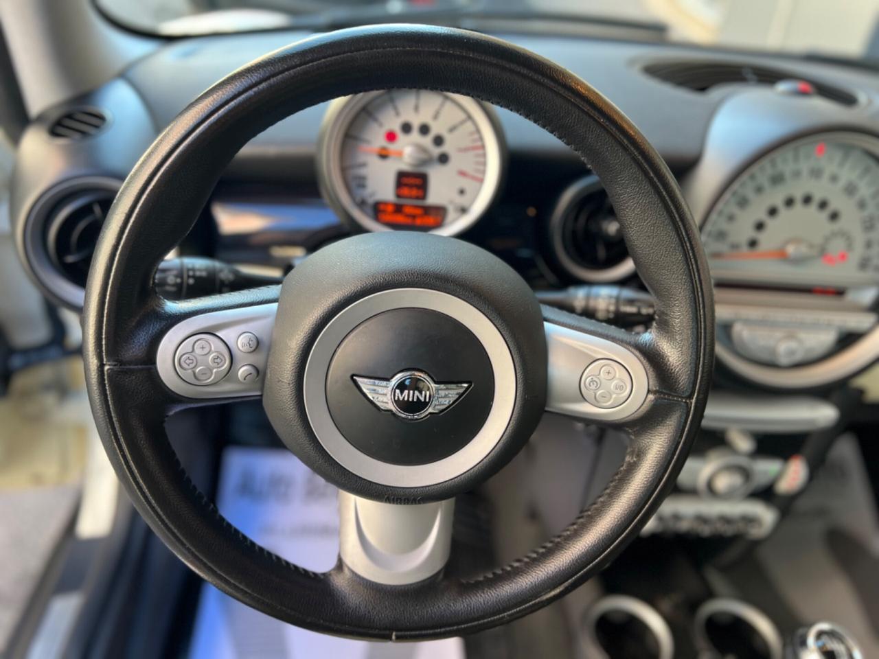 Mini 1.4 16V One 95cv 2009