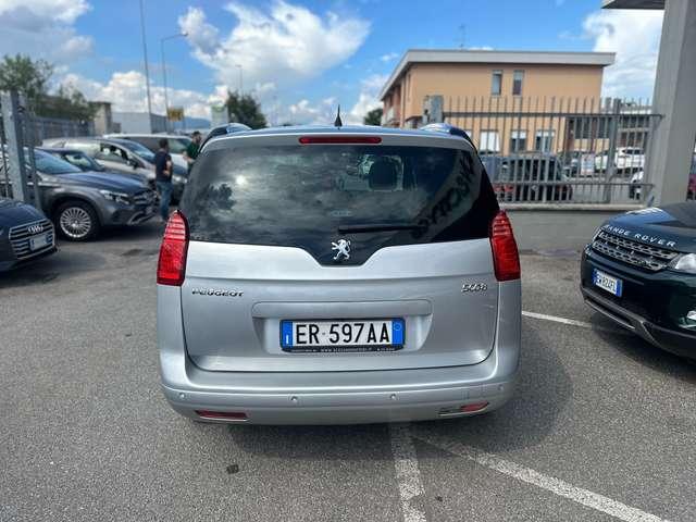 Peugeot 5008 1.6 thp 16v 7 POSTI