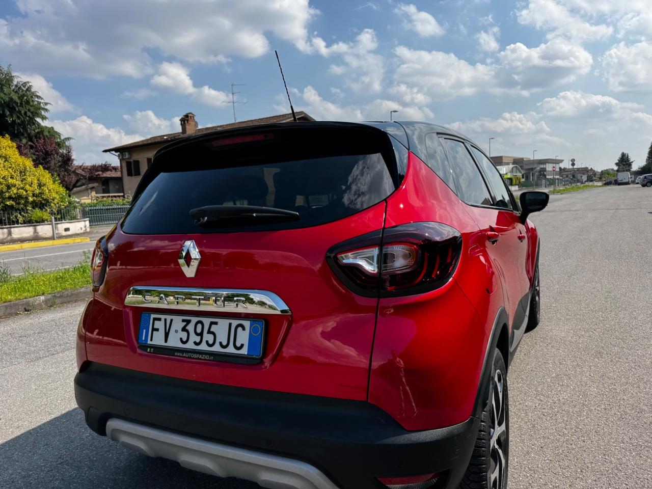 Renault Captur 900, benzina, anno 2019, 92.000 km!