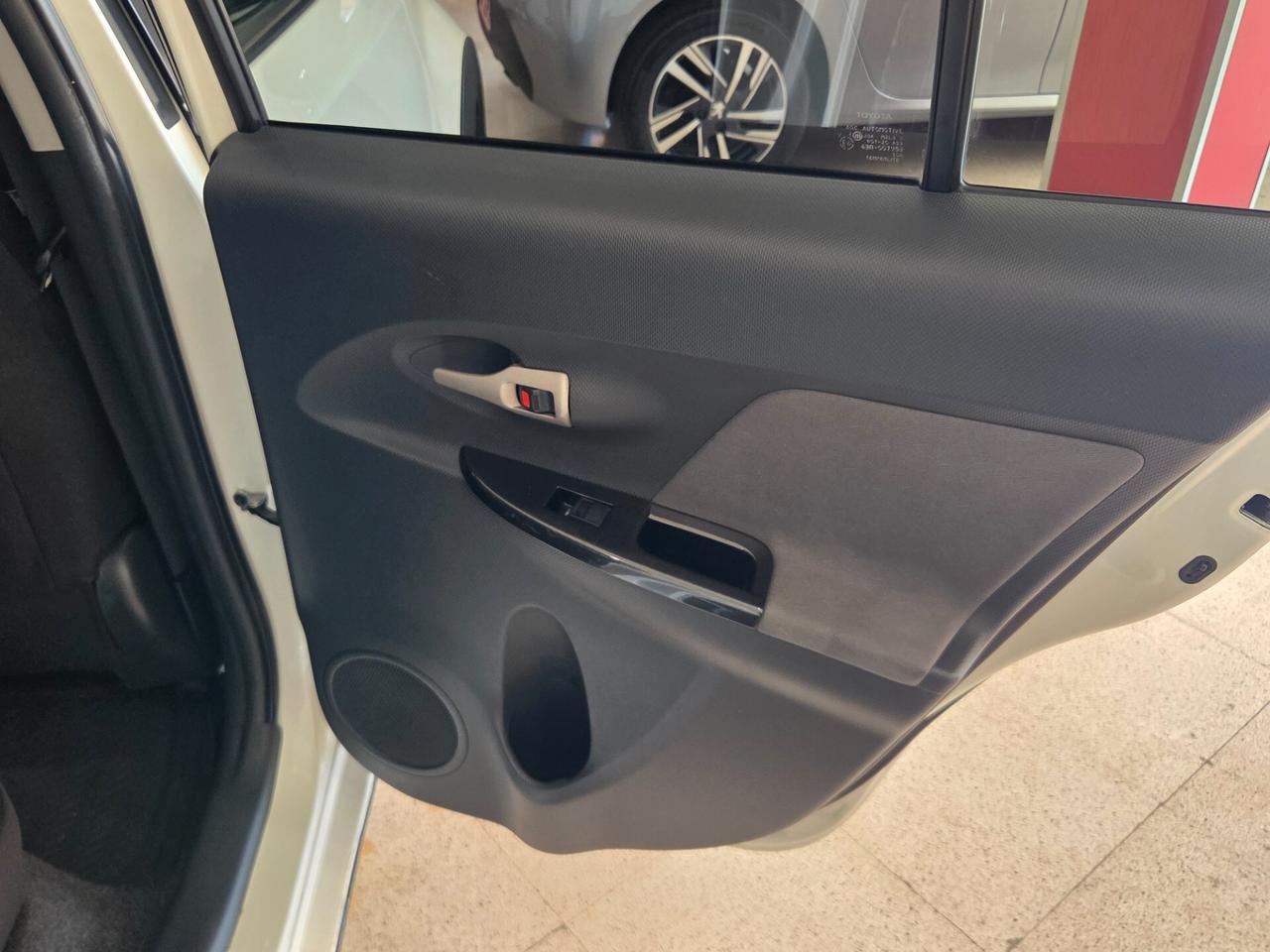 Toyota Urban Cruiser 1.4 D-4D AWD Luxury