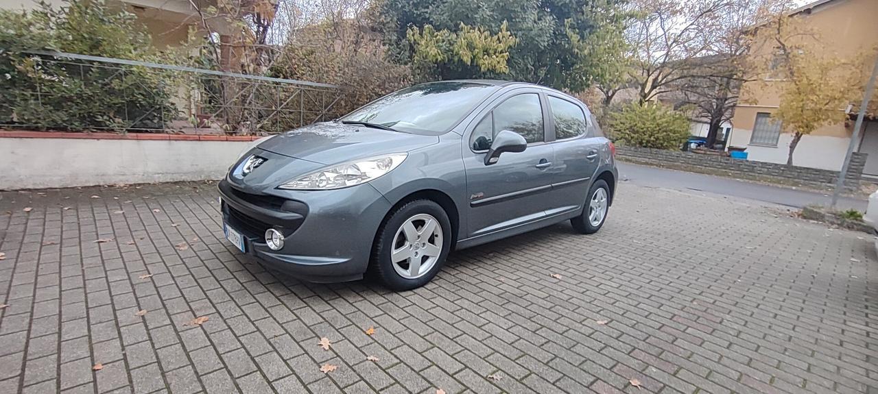 Peugeot 207 1.4 8V 75CV 5p. Energie Sport