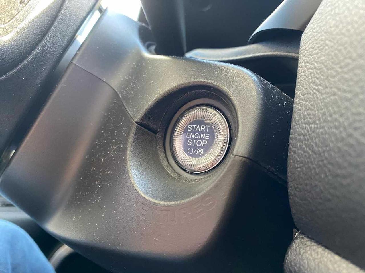 Jeep Renegade 1.5 Turbo T4 MHEV Altitude