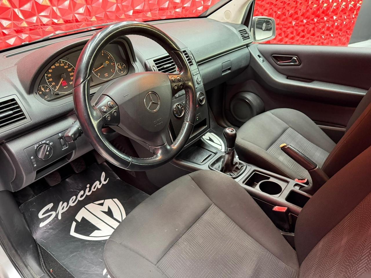 Mercedes-benz A 160 BlueEFFICIENCY Special Edition OK NEOPATENTATI