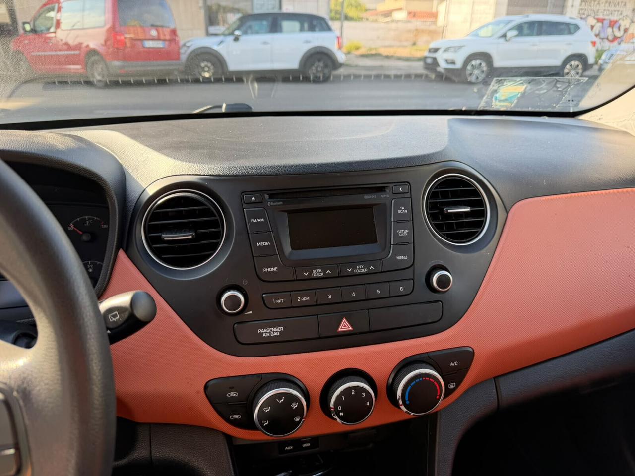 Hyundai i10 1.0 MPI Login