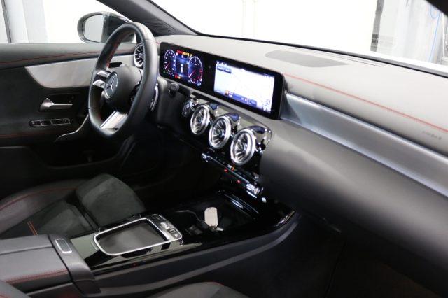 MERCEDES-BENZ CLA 220 d Automatic Shooting Brake AMG Line Premium Plus