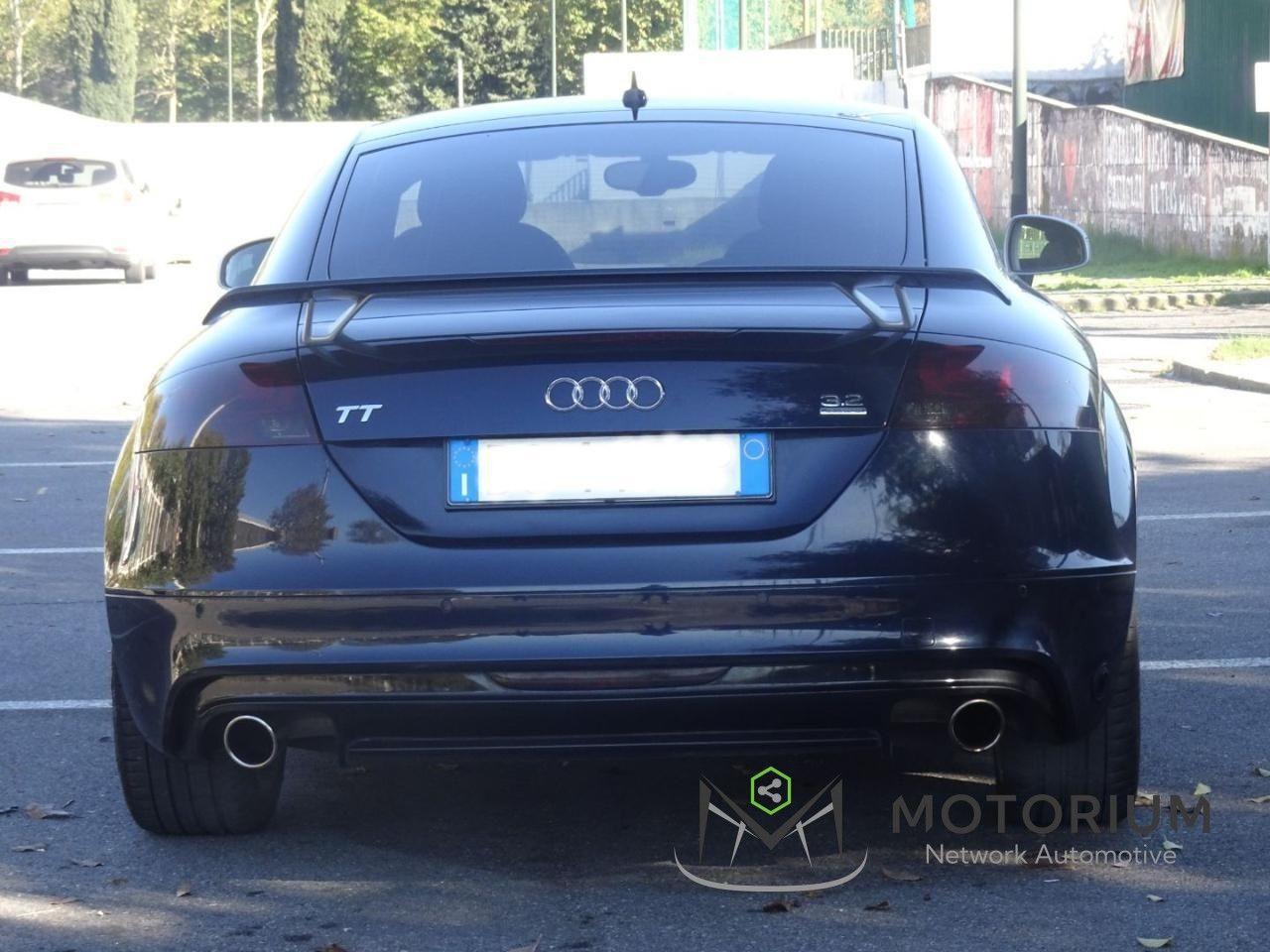 Audi TT Coupé 3.2T 250CV