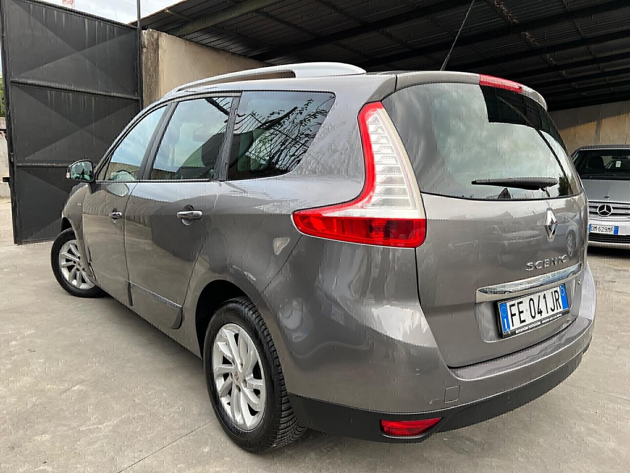 Renault Grand Scenic 7 posti dCi