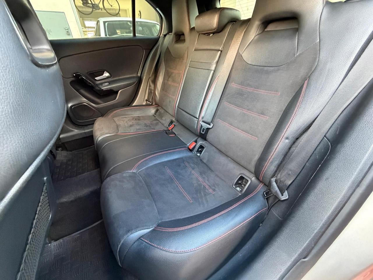 Mercedes-benz A 180d Amg Line