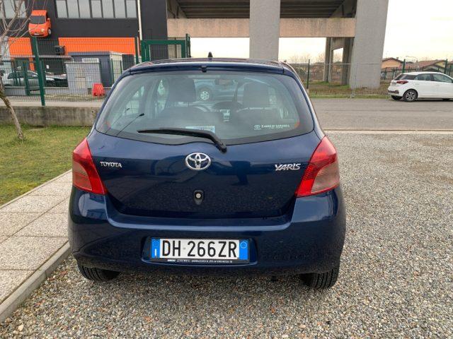 TOYOTA Yaris 1.0 5 porte Sol