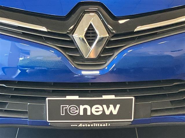 RENAULT Clio 0.9 tce Moschino Life 90cv