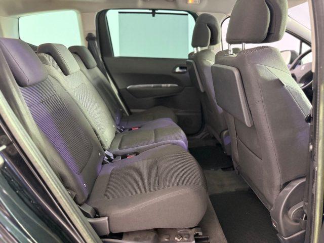 PEUGEOT 5008 1.6 HDi 112CV Business