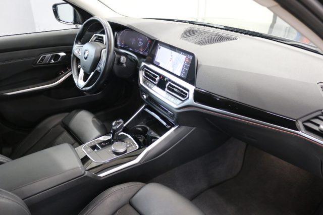 BMW 320 d 48V Touring ADVANTAGE AUTO