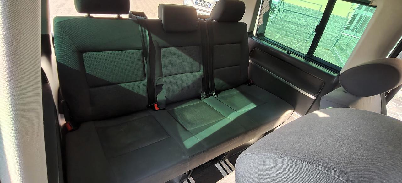 Volkswagen Multivan T5 2.5 TDI 4motion Gancio