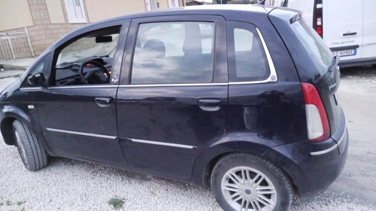 Lancia MUSA 1.3 Multijet 16V 90 CV Platino Plus