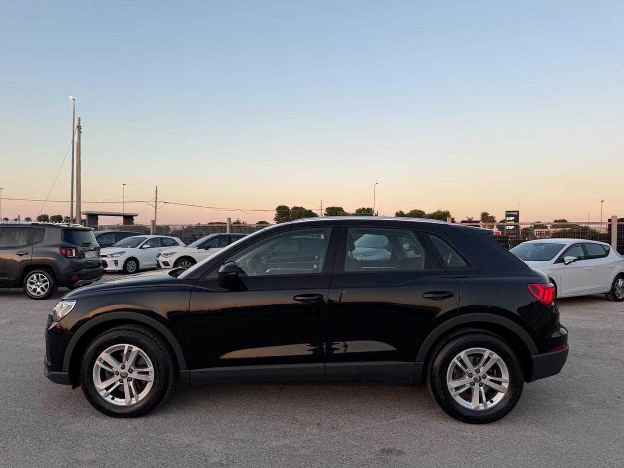 AUDI Q3 2.0 TDI 150CV STRONIC FULL LED MATRIX MY19