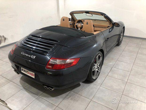 Porsche 911 (997) - carrera 4 s cabrio