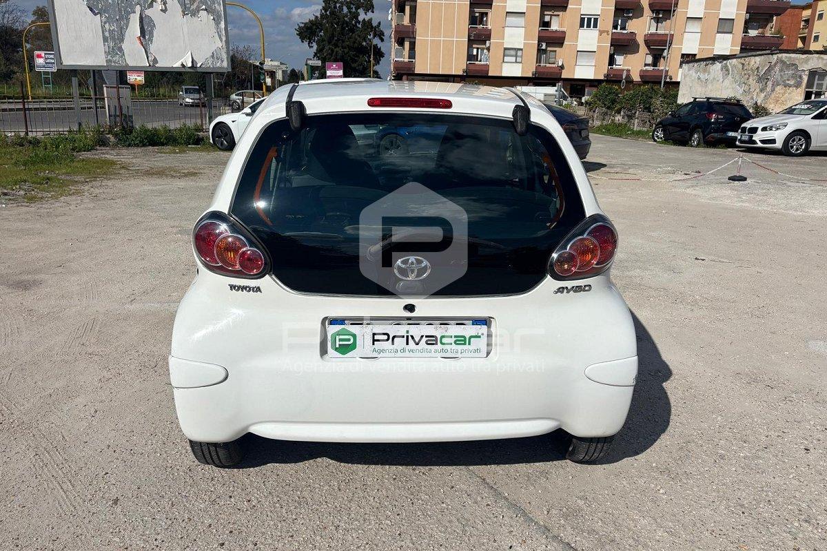 TOYOTA Aygo 1.0 12V VVT-i 5 porte Sol Connect