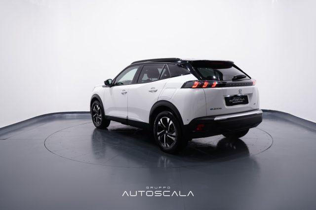 PEUGEOT 2008 motore elettrico 136 CV GT