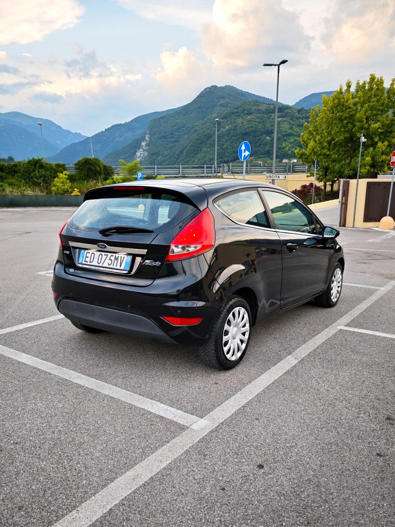 Ford Fiesta 1.4 TDCi 68 CV - 50 KW - PERFETTA -