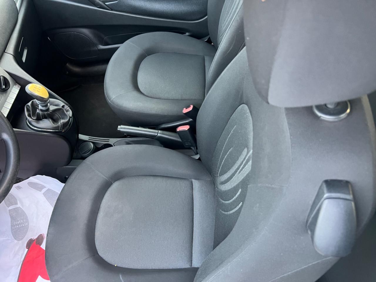 Lancia Ypsilon 1.2 69 CV Unyca garantita 12 mesi