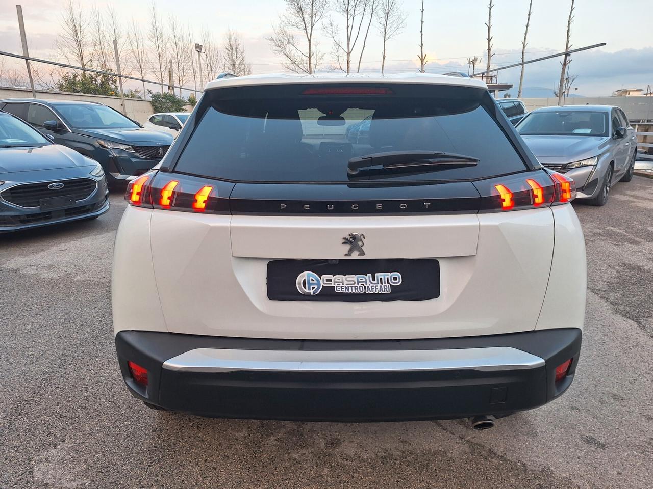 Peugeot 2008 1.5 HDi 130cv EAT8 Allure NAV+RETROCAM. 2023