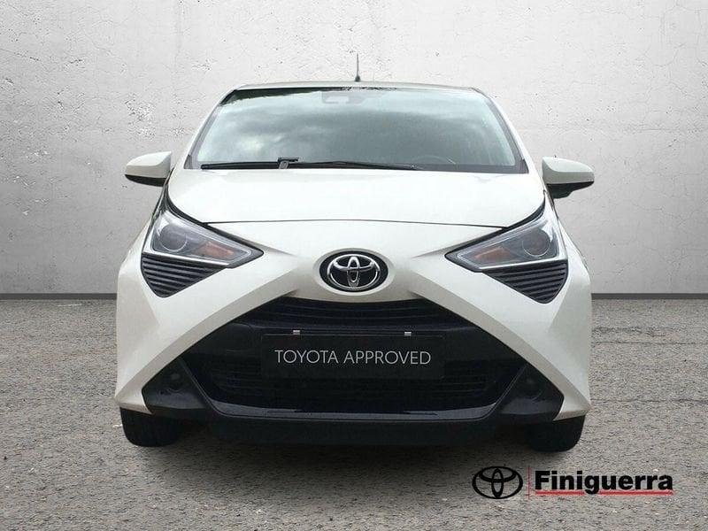 Toyota Aygo Connect 1.0 VVT-i 72 CV 5 porte x-play