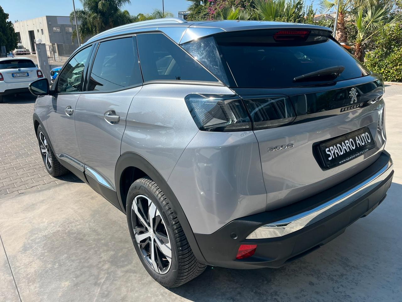 Peugeot 3008 BlueHDi 130 S&S EAT8 Allure