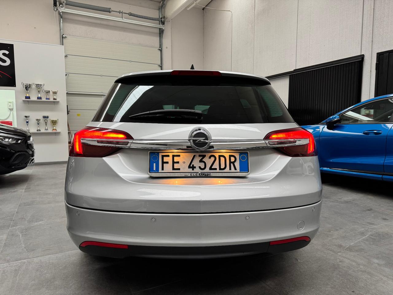 Opel Insignia Tourer 1.6 cdti Cosmo business 136cv at6