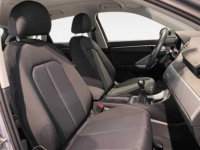 Audi Q3 1.5TFSI 150CV Business Advanced