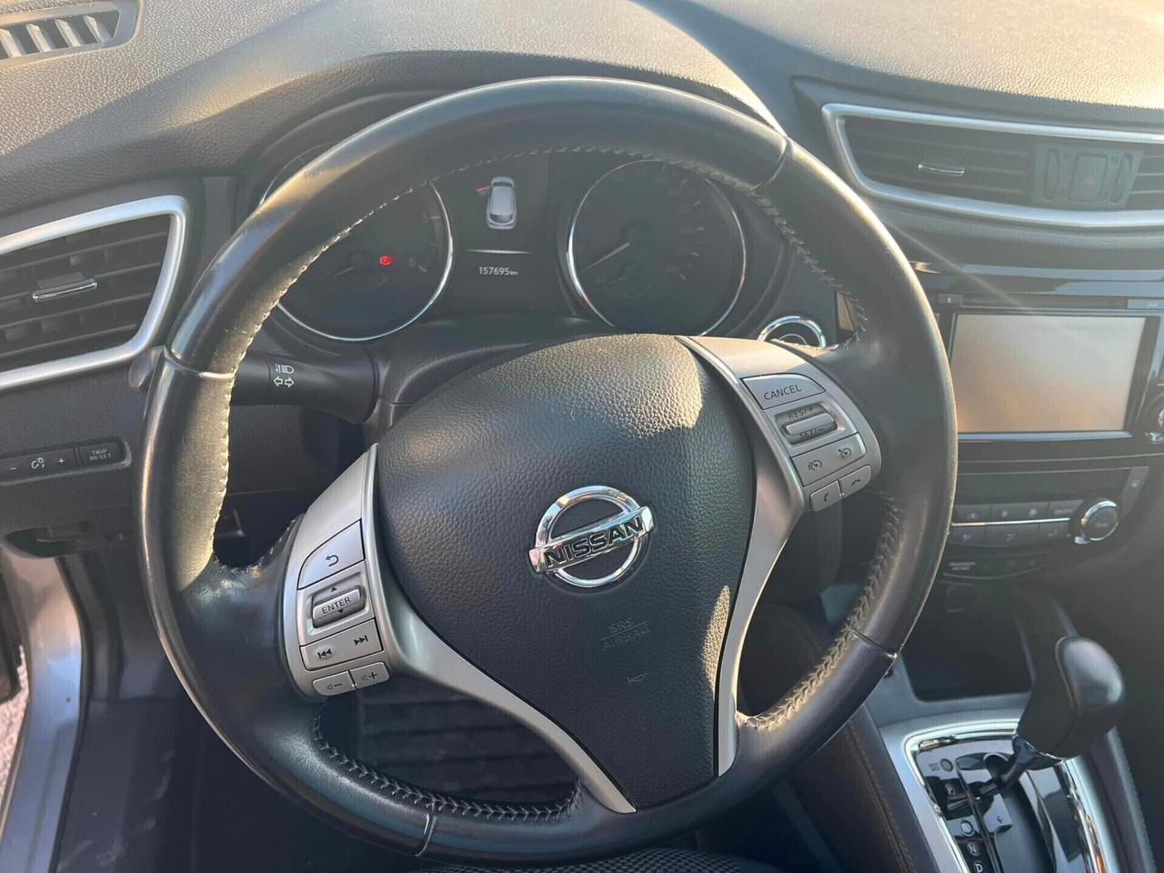 Nissan Qashqai 1.6 dCi Full 360 autom-2016