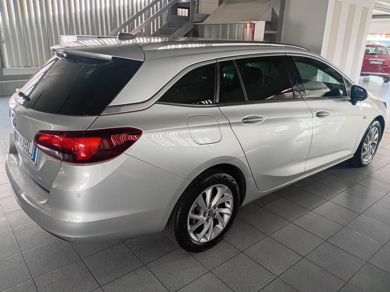 Opel Astra 1.5 CDTI 122 CV S&S Sports Tourer Business Elegance