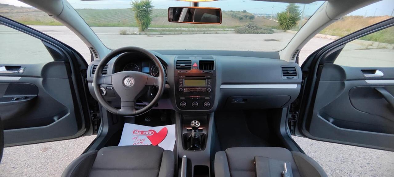 Volkswagen Golf 2.0 16V TDI 3p. Sportline