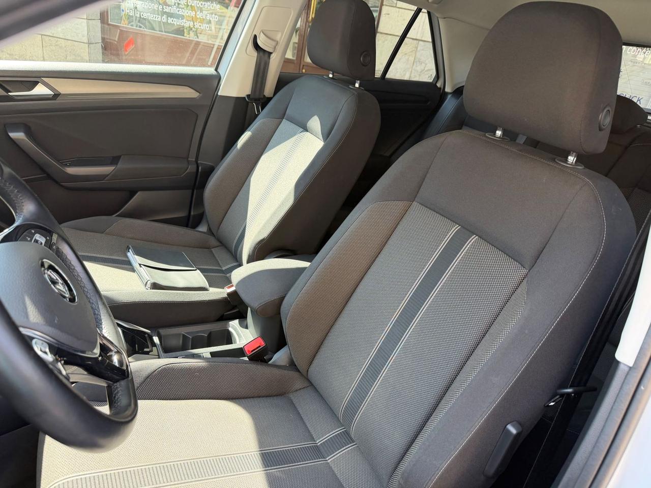Volkswagen T-Roc 1.5 TSI Life #10070