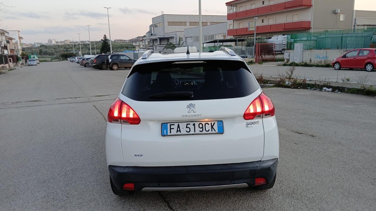 Peugeot 2008 BlueHDi 120 S&S Allure