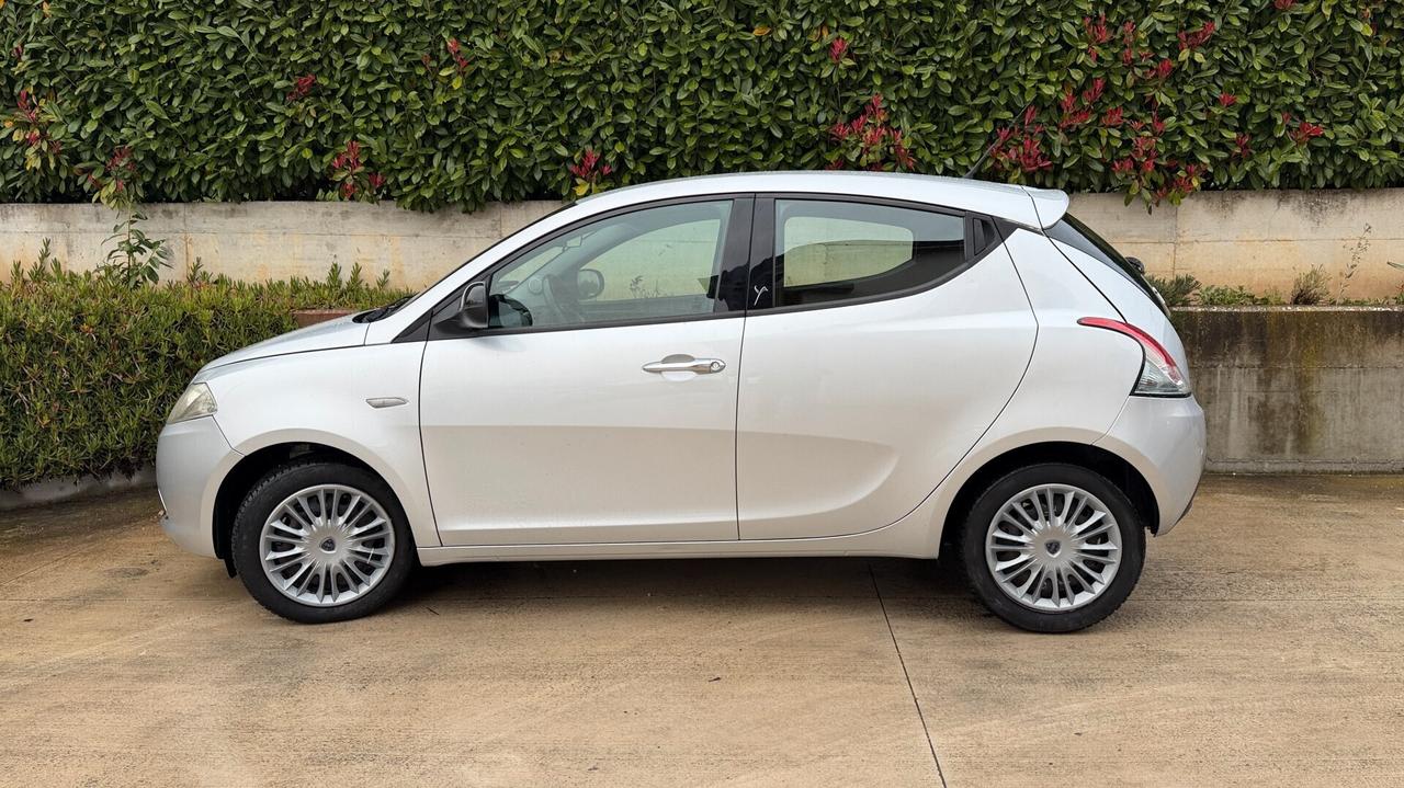 Lancia Ypsilon 1.3 MJT 95 CV. Motore nuovo