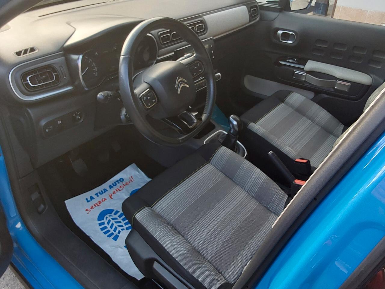 Citroen C3 1.2 PureTech 82 Cv Shine (Bicolore Metallizzato).