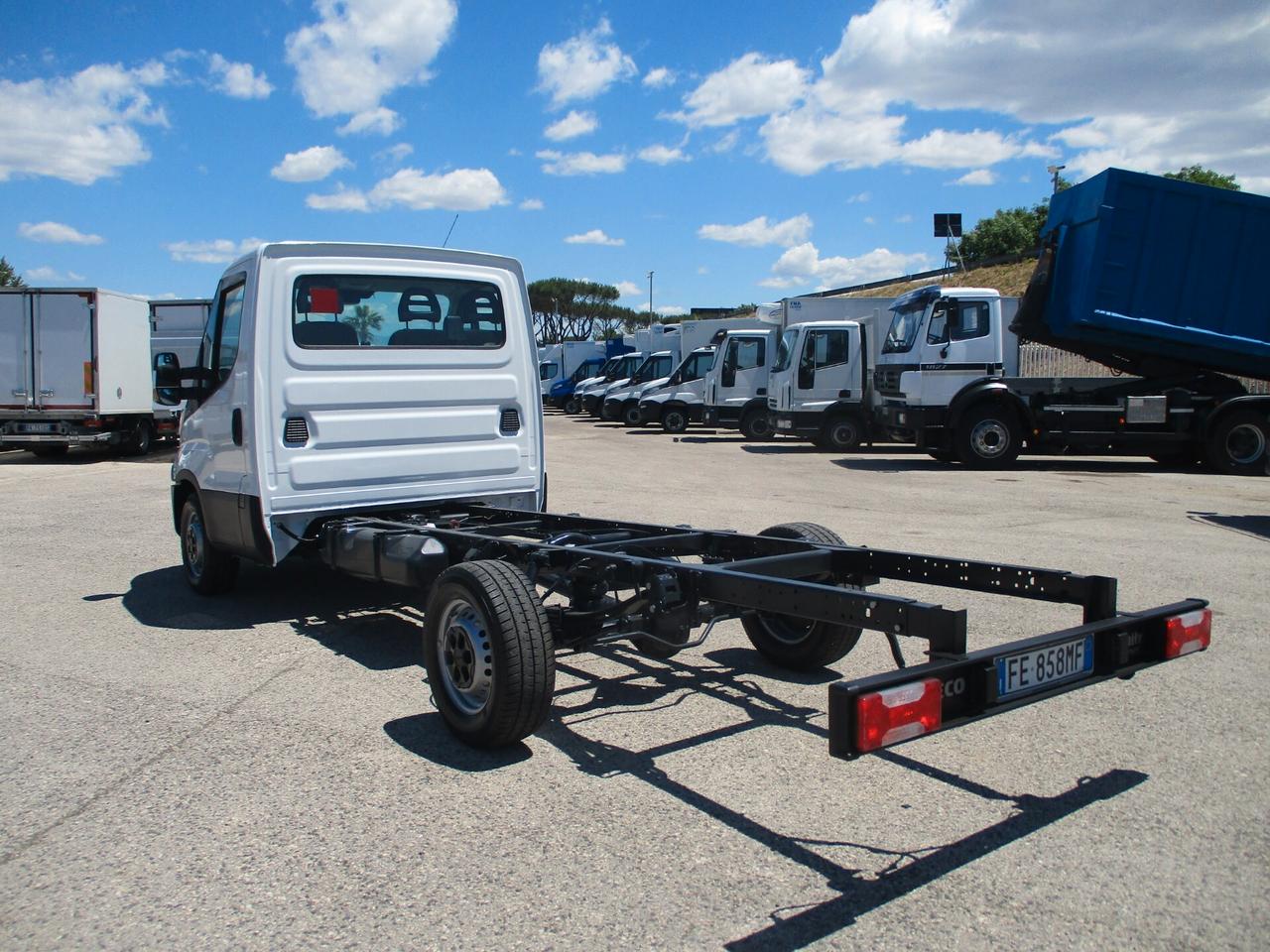 Iveco Daily 35S15 2.3 150CV E5 TELAIO P. 3750 **PERFETTISSIMO*