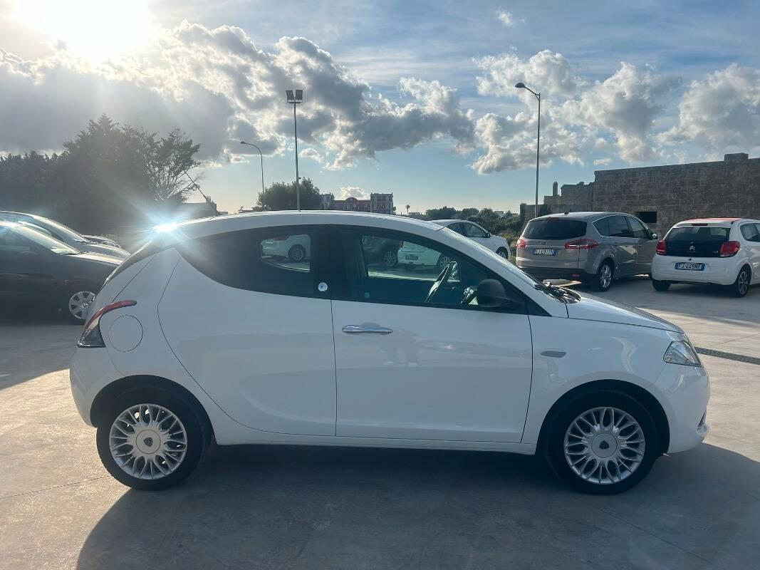 Lancia Ypsilon 1.2 Gold ecochic Gpl 69cv
