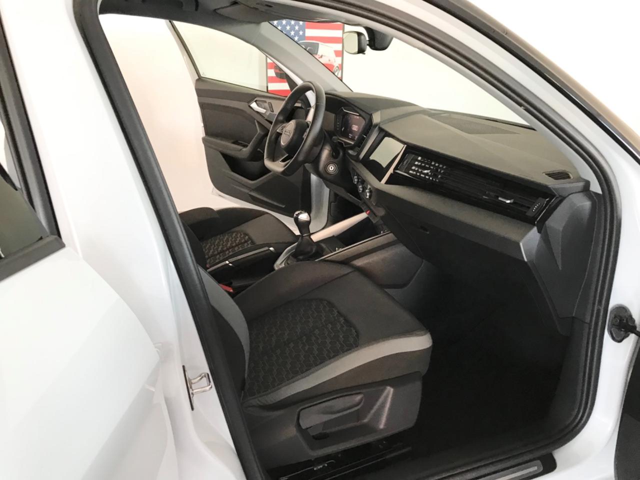 Audi A1 SPB 30 TFSI Identity Black S.Line