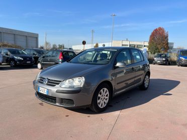 Volkswagen Golf 1.6 16V FSI 5p. Comfortline